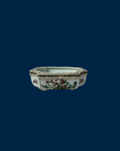 Cargar imagen en el visor de la galería, Macetita Porcelana
