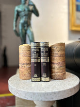 Cargar imagen en el visor de la galería, Sujeta Libros
